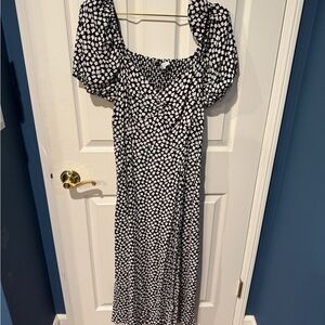 & Other Stories Black and White Puff Sleeve Dress